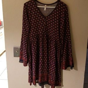 Bell sleeved dress